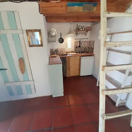 Alai, Exotico En La Playa Kadyks