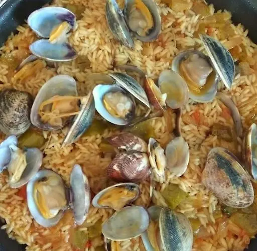 Alai, Exotico En La Playa Feriehus *